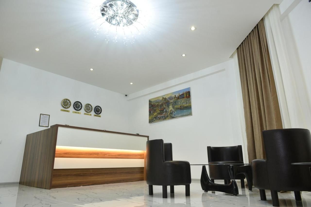 Отель Hotel King Tom Тбилиси-27