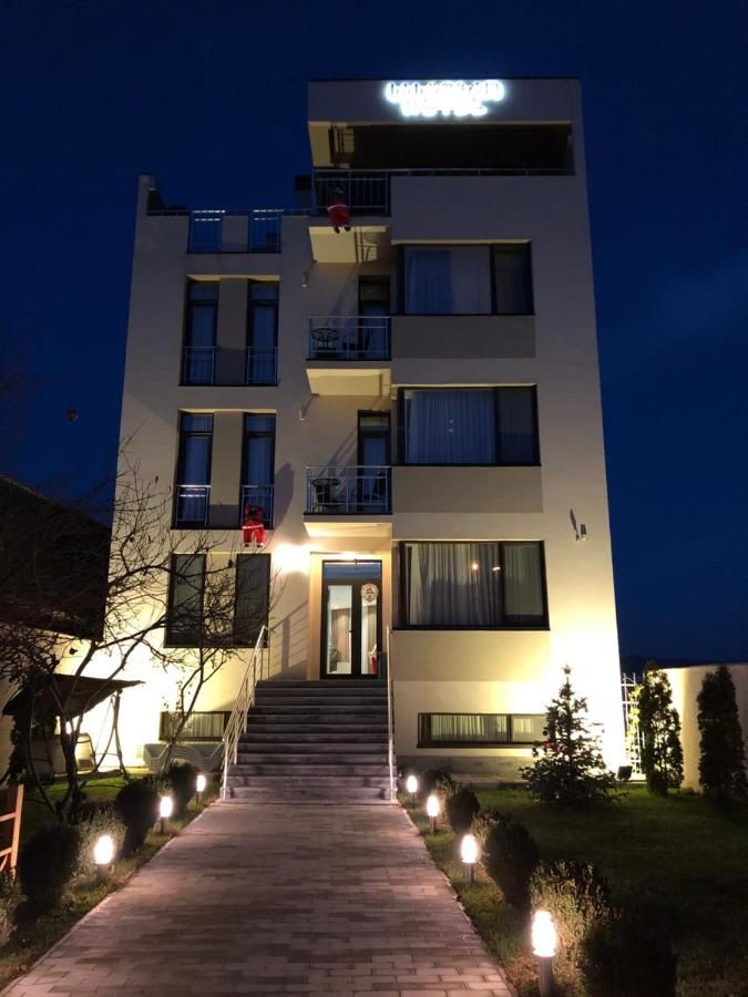Отель Hotel King Tom Тбилиси-9