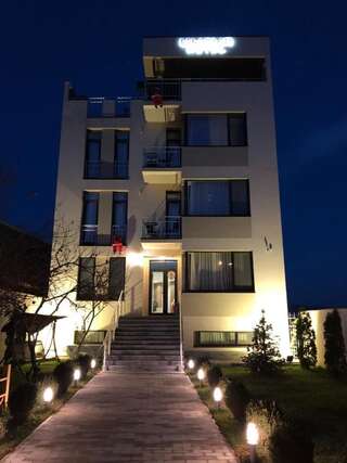 Отель Hotel King Tom Тбилиси-5