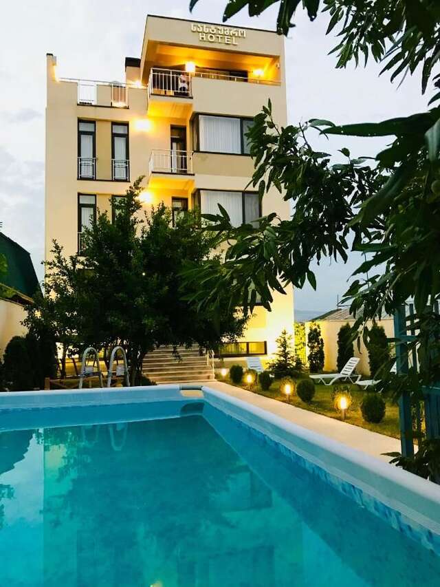 Отель Hotel King Tom Тбилиси-3