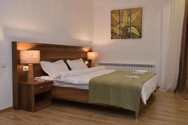 Отель Hotel King Tom Тбилиси-30